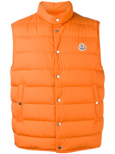 пуховый жилет с высоким воротом Moncler