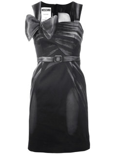 приталенное платье с бантом Moschino