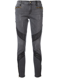 джинсы скинни с рваными деталями Versace Jeans