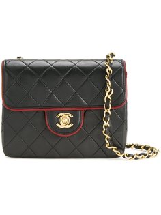 стеганая сумка с красной окантовкой Chanel Vintage
