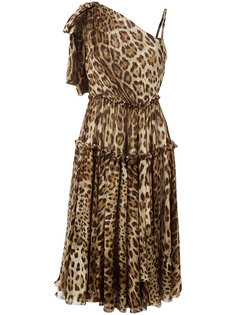 платье шифт с леопардовым принтом  Dolce & Gabbana