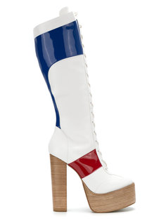 platform boots À La Garçonne