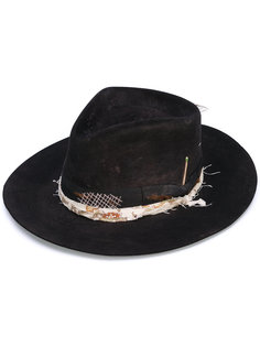 шляпа с пером Nick Fouquet