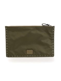 клатч Rockstud  Valentino Garavani