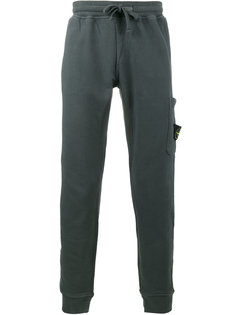 спортивные брюки с вышитым логотипом Stone Island
