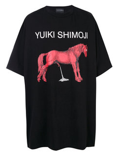 bold oversized T-shirt Yuiki Shimoji