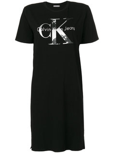 платье-футболка с принтом логотипа Calvin Klein Jeans