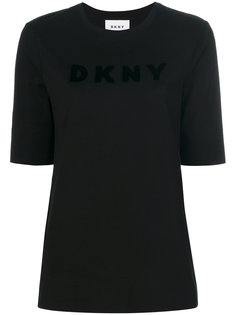 футболка с логотипом  DKNY