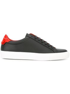 кроссовки на шнуровке Givenchy