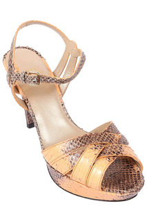 Босоножки Stuart Weitzman