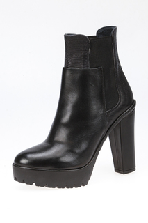 ankle boots AVAILABLE