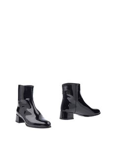 Полусапоги и высокие ботинки Stuart Weitzman