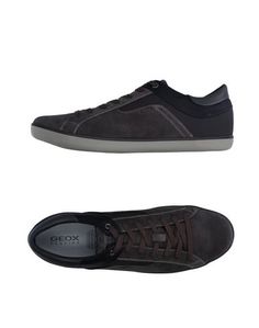 Низкие кеды и кроссовки Geox