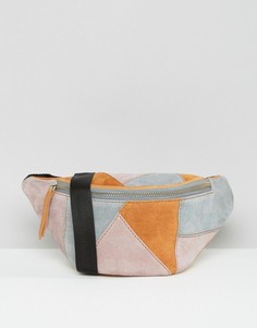 Замшевая сумка-кошелек на пояс в стиле пэтчворк ASOS - Мульти
