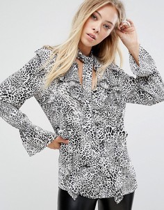 Блузка с ярусными оборками и леопардовым принтом Glamorous - Серый