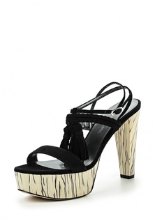 Босоножки Stuart Weitzman
