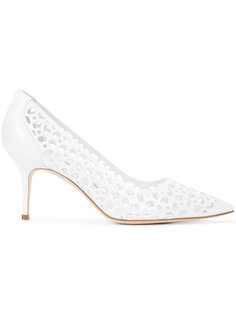 туфли Hangisi с перфорацией Manolo Blahnik
