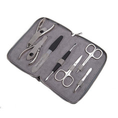 Маникюрно-педикюрный набор DEWAL Solingen 502GR Grey