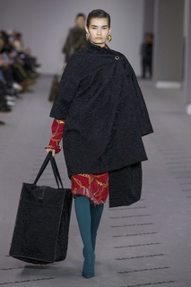 Пальто из меха каракульчи Balenciaga