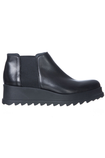 boots NILA NILA