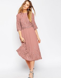 Платье миди с вышивкой ASOS PREMIUM - Розовый