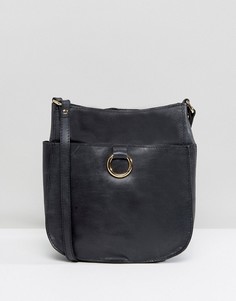 Кожаная сумка на плечо в винтажном стиле с кольцом ASOS - Черный