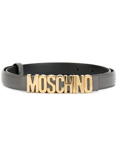 узкий ремень с бляшкой с логотипом Moschino