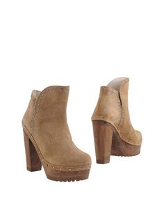 Полусапоги и высокие ботинки XUZ