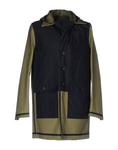 Легкое пальто Valentino