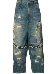 укороченные джинсы с рваными деталями Mostly Heard Rarely Seen