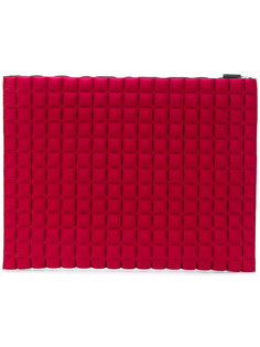 textured clutch bag No Ka Oi