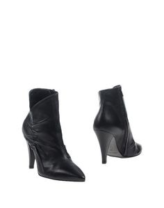 Полусапоги и высокие ботинки ME+ by Marc Ellis