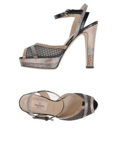 Сандалии Valentino Garavani