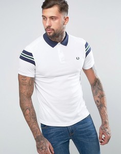 Белая узкая футболка-поло из пике с полосками на рукавах Fred Perry - Белый
