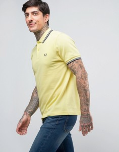 Желтая футболка-поло слим из пике с кантом Fred Perry - Желтый