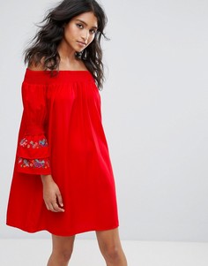 Платье-бандо с вышивкой на рукавах Rage - Красный