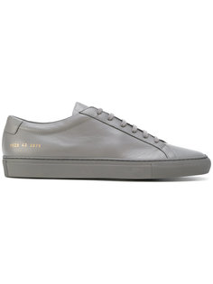 кроссовки на шнуровке Common Projects