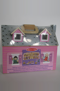 Дом для кукол Melissa & Doug