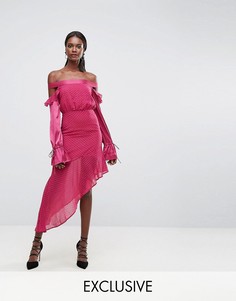 Сетчатое платье с оборками на контрастных рукавах и асимметричным подолом Dark Pink - Розовый