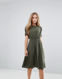 Платье с присборенной талией Y.A.S - Зеленый