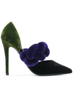 contrast pumps  Marco De Vincenzo