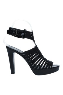 Босоножки Stuart Weitzman