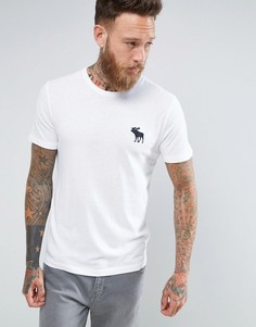 Белая футболка узкого кроя с круглым вырезом и крупным логотипом Abercrombie & Fitch - Белый