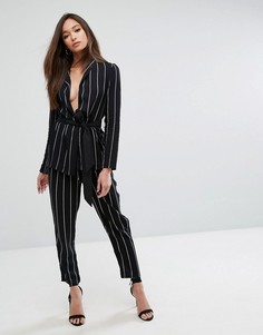 Широкие брюки в тонкую полоску со складками PrettyLittleThing - Черный