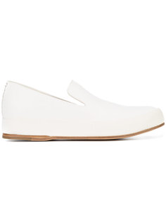 minimal loafers  Feit