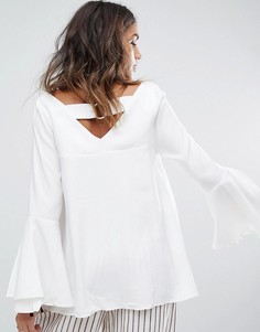 Топ с отделкой Moon River - Белый