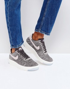 Серые низкие кроссовки Nike Af1 Flyknit - Серый