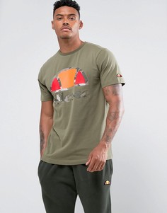 Зеленая футболка с большим камуфляжным логотипом Ellesse - Зеленый
