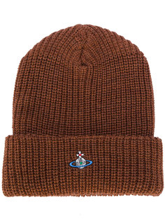 шапка в рубчик с логотипом Vivienne Westwood