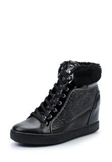 Кеды на танкетке Guess